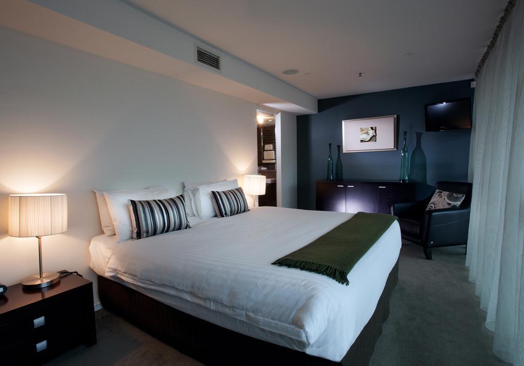 Sullivans Cove Apartments Hobart Extérieur photo A bedroom at the hotel