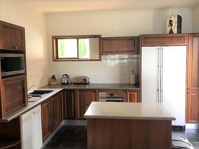 Sullivans Cove Apartments Hobart Extérieur photo A kitchen in a private house