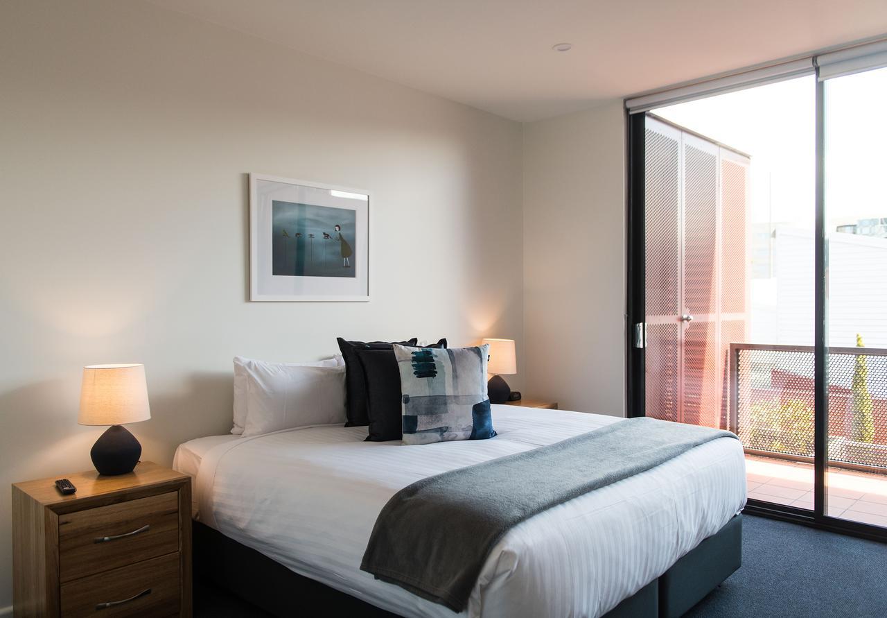 Sullivans Cove Apartments Hobart Extérieur photo A bedroom at the hotel