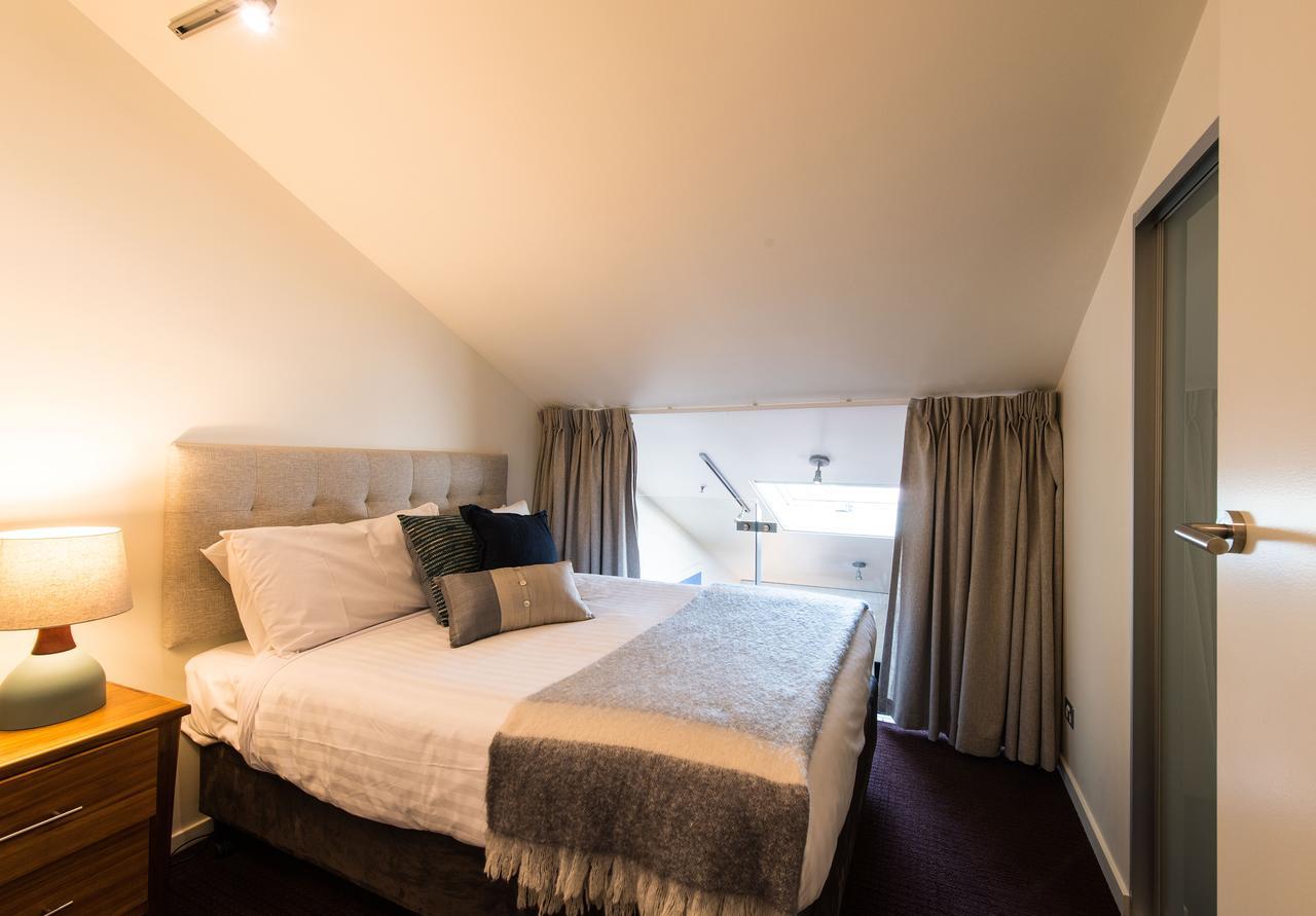 Sullivans Cove Apartments Hobart Extérieur photo A bedroom at the hotel