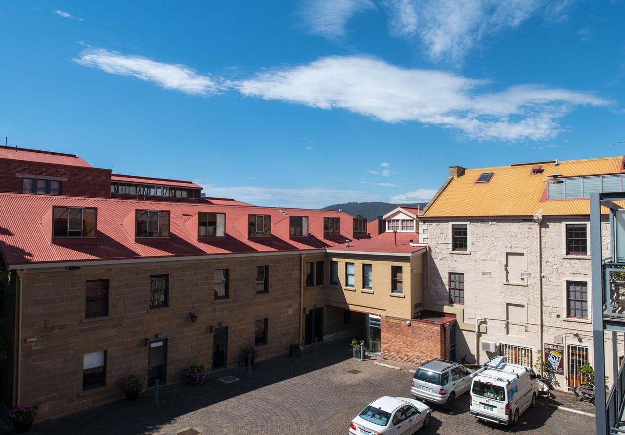 Sullivans Cove Apartments Hobart Extérieur photo The Old Biscuit Mill