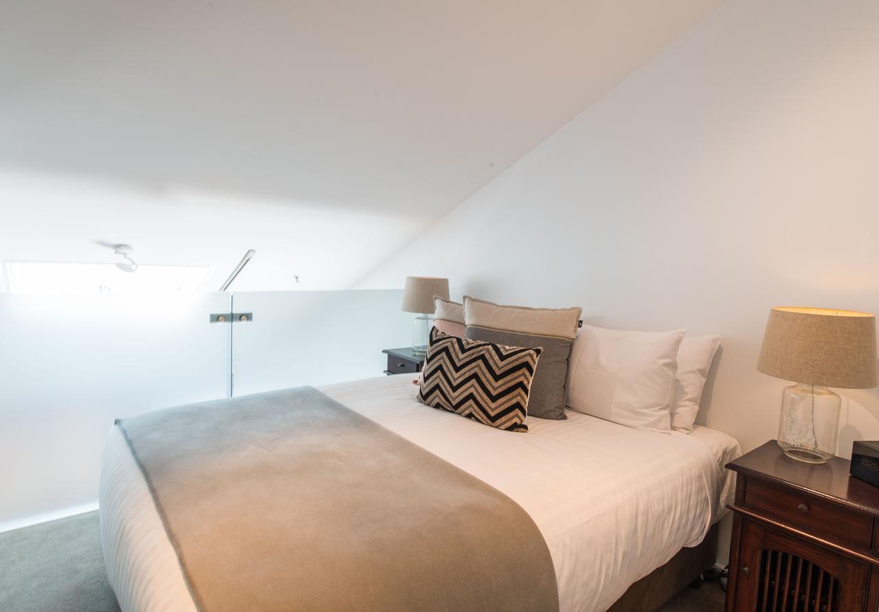 Sullivans Cove Apartments Hobart Extérieur photo A bedroom at the hotel